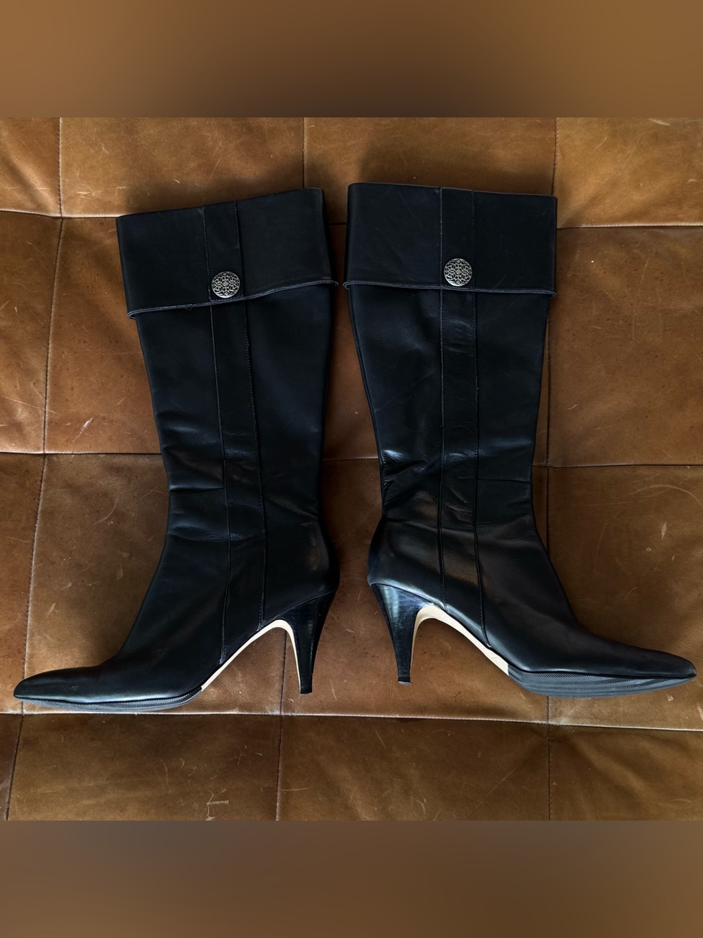 Tahari Dori Black Leather Mid Calf Heeled Boots Pointed Toe Foldover 9.5